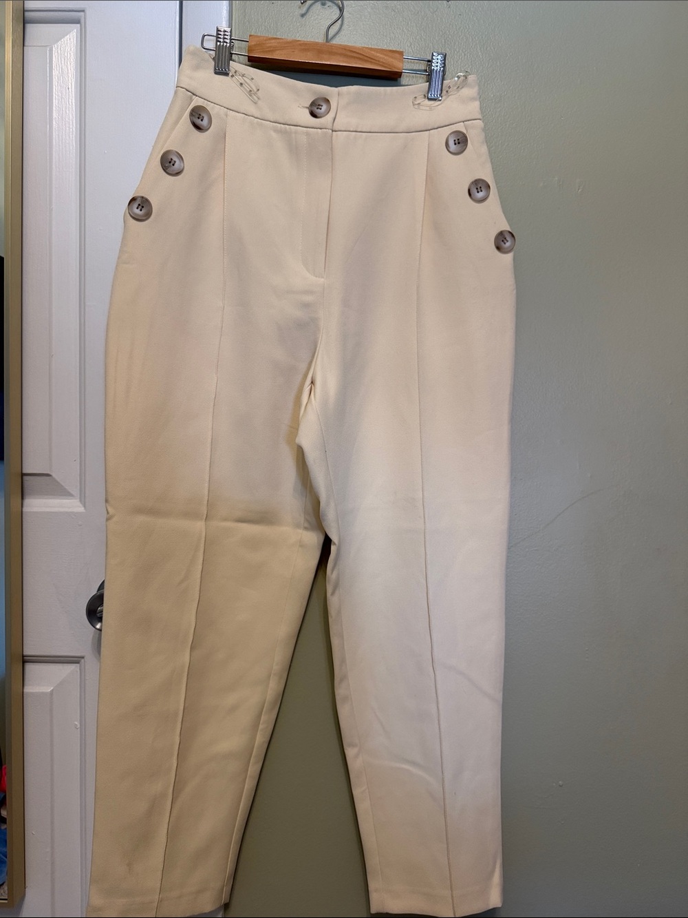 River Island BUTTER YELLOW  High-Waist Trousers with Button Detail